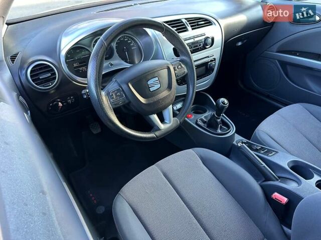 Чорний Сеат Leon, об'ємом двигуна 1.4 л та пробігом 159 тис. км за 7399 $, фото 21 на Automoto.ua