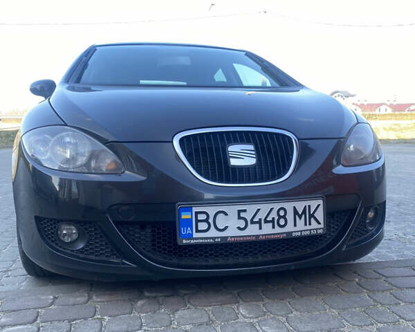 Чорний Сеат Leon, об'ємом двигуна 1.39 л та пробігом 206 тис. км за 5900 $, фото 1 на Automoto.ua