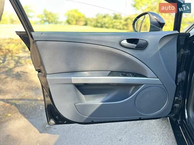 Чорний Сеат Leon, об'ємом двигуна 1.4 л та пробігом 159 тис. км за 6799 $, фото 27 на Automoto.ua