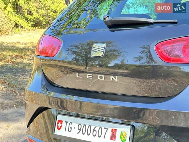 Чорний Сеат Leon, об'ємом двигуна 1.4 л та пробігом 159 тис. км за 6799 $, фото 19 на Automoto.ua
