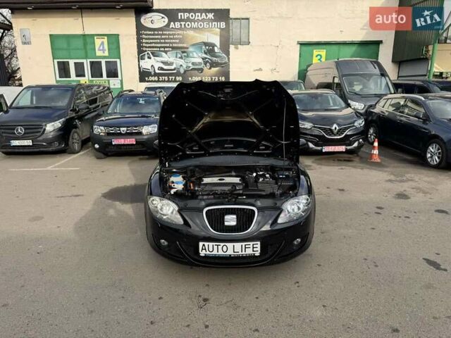 Черный Сеат Леон, объемом двигателя 1.8 л и пробегом 141 тыс. км за 5600 $, фото 16 на Automoto.ua