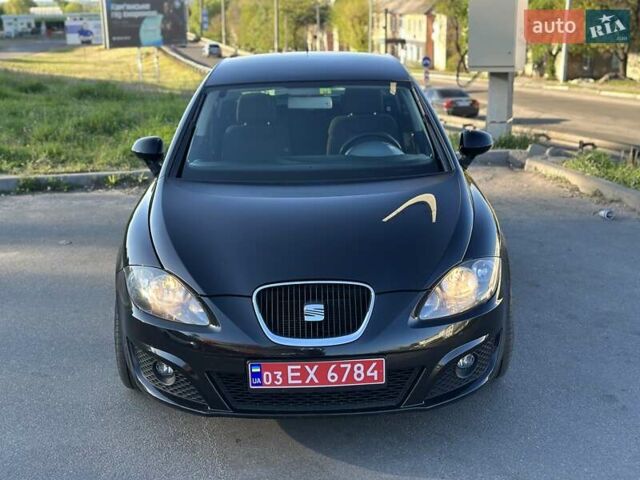 Чорний Сеат Leon, об'ємом двигуна 1.4 л та пробігом 159 тис. км за 7399 $, фото 3 на Automoto.ua