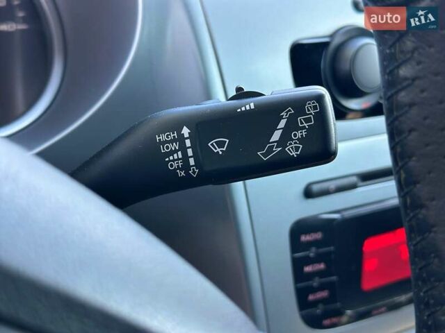 Чорний Сеат Leon, об'ємом двигуна 1.4 л та пробігом 159 тис. км за 6799 $, фото 32 на Automoto.ua