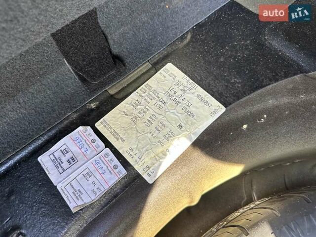 Чорний Сеат Leon, об'ємом двигуна 1.4 л та пробігом 159 тис. км за 6799 $, фото 56 на Automoto.ua