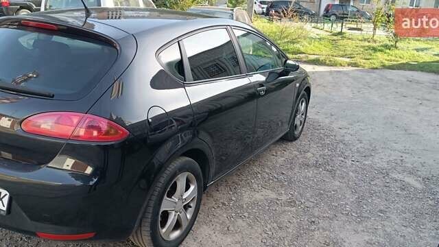 Чорний Сеат Leon, об'ємом двигуна 1.4 л та пробігом 230 тис. км за 5850 $, фото 11 на Automoto.ua
