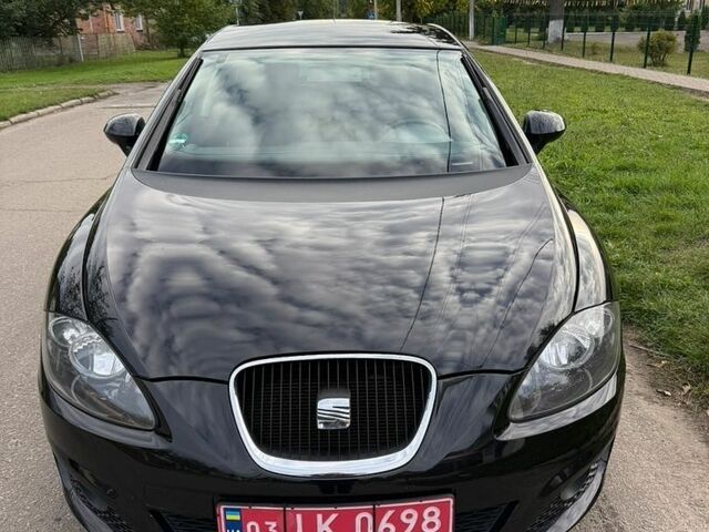Чорний Сеат Leon, об'ємом двигуна 1.4 л та пробігом 191 тис. км за 5900 $, фото 1 на Automoto.ua