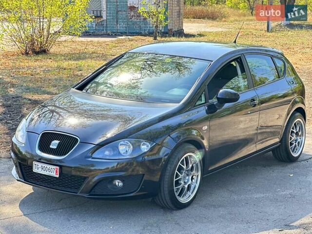 Чорний Сеат Leon, об'ємом двигуна 1.4 л та пробігом 159 тис. км за 6799 $, фото 11 на Automoto.ua