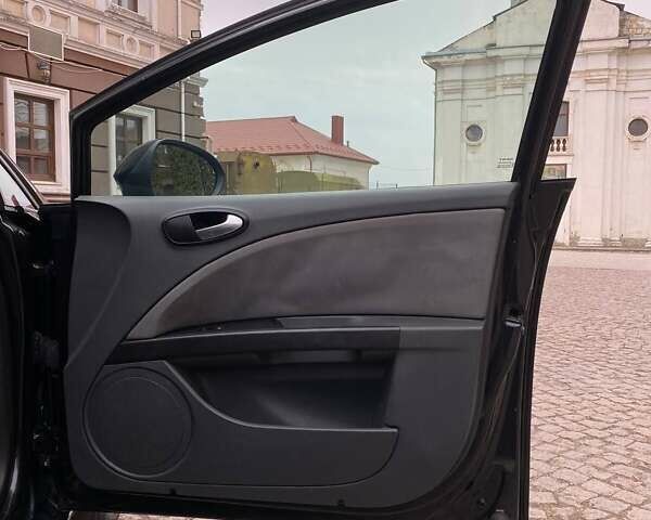 Чорний Сеат Leon, об'ємом двигуна 1.9 л та пробігом 190 тис. км за 5900 $, фото 6 на Automoto.ua