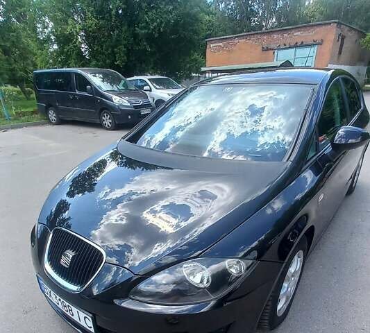 Чорний Сеат Leon, об'ємом двигуна 1.8 л та пробігом 206 тис. км за 6500 $, фото 1 на Automoto.ua