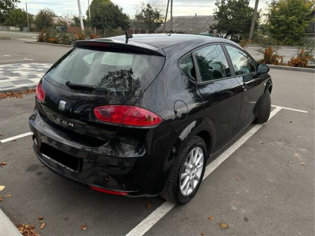 Черный Сеат Леон, объемом двигателя 1.4 л и пробегом 200 тыс. км за 6600 $, фото 3 на Automoto.ua
