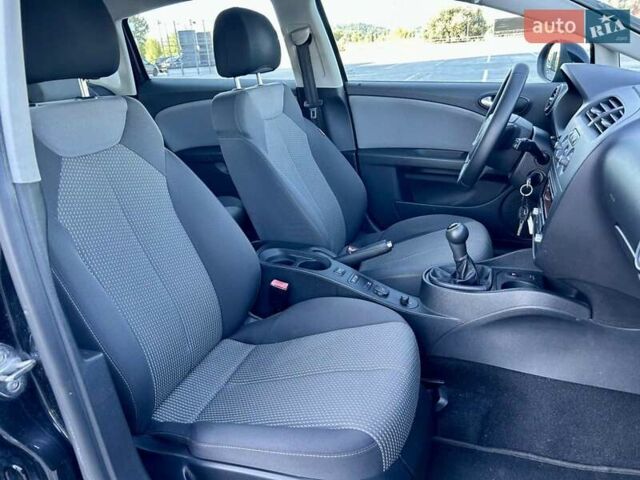 Черный Сеат Леон, объемом двигателя 1.39 л и пробегом 90 тыс. км за 9300 $, фото 22 на Automoto.ua