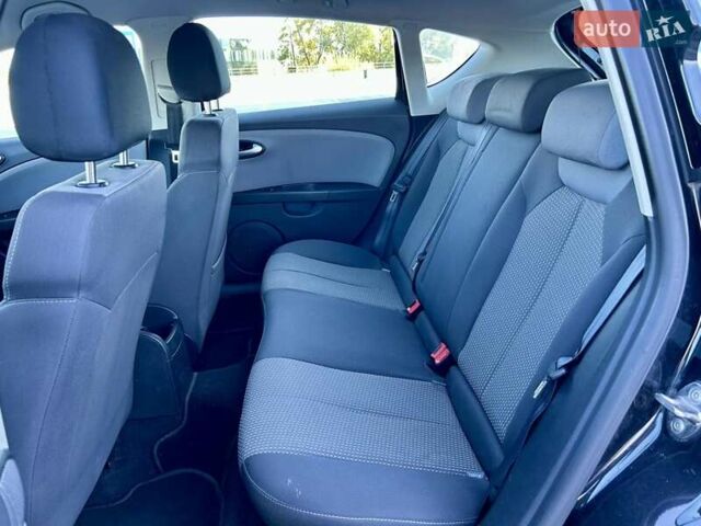 Черный Сеат Леон, объемом двигателя 1.39 л и пробегом 90 тыс. км за 9300 $, фото 18 на Automoto.ua