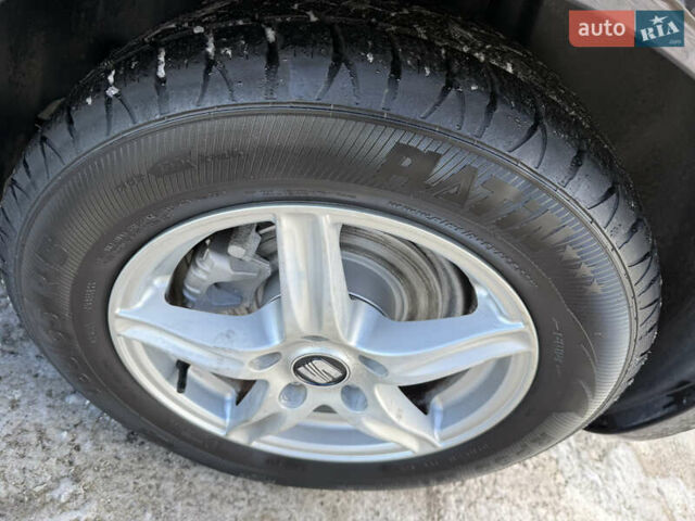 Чорний Сеат Leon, об'ємом двигуна 1.4 л та пробігом 238 тис. км за 6000 $, фото 17 на Automoto.ua