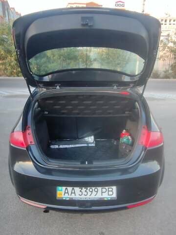 Черный Сеат Леон, объемом двигателя 1.39 л и пробегом 180 тыс. км за 6500 $, фото 16 на Automoto.ua