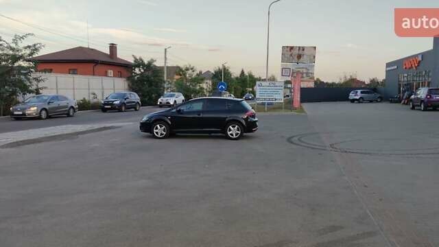 Черный Сеат Леон, объемом двигателя 1.39 л и пробегом 180 тыс. км за 6500 $, фото 1 на Automoto.ua