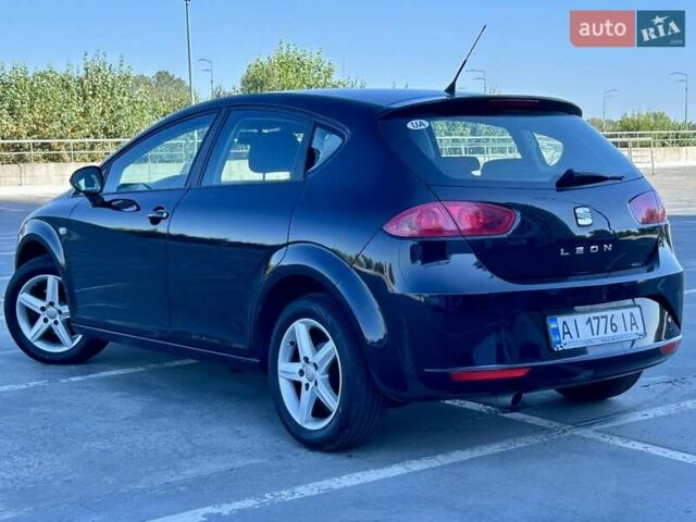 Черный Сеат Леон, объемом двигателя 1.39 л и пробегом 90 тыс. км за 9300 $, фото 3 на Automoto.ua