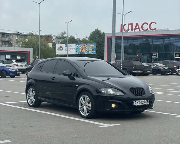 Черный Сеат Леон, объемом двигателя 1.8 л и пробегом 177 тыс. км за 7900 $, фото 3 на Automoto.ua
