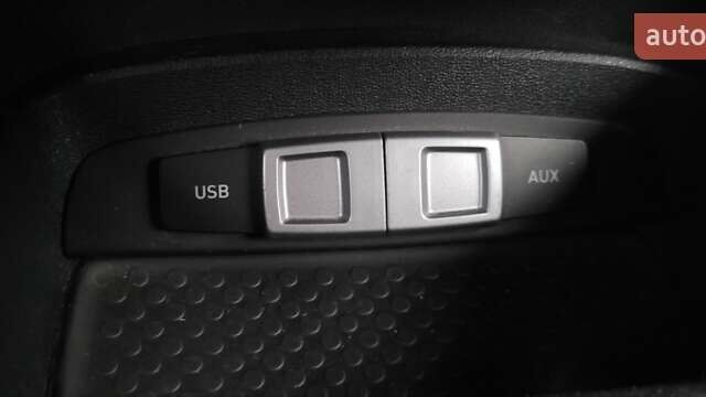 Сеат Леон 2011 в Киеве на Automoto.ua Черный Сеат Леон, объемом двигателя 1.8 л и пробегом 200 тыс. км за 8500 $, фото 13 на Automoto.ua