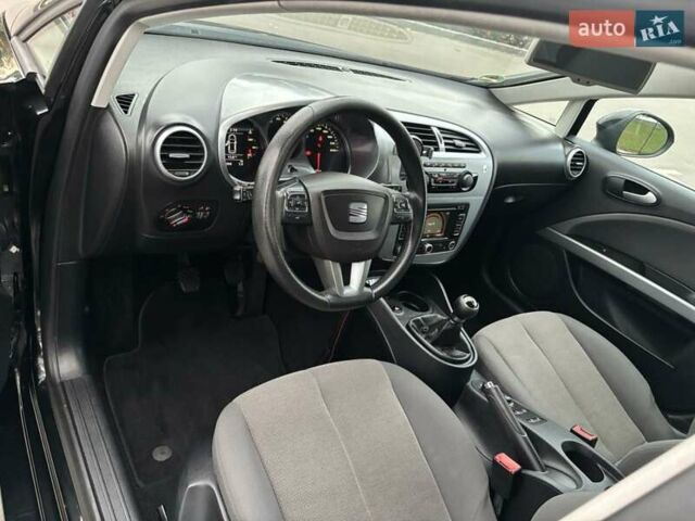 Сеат Леон 2011 в Бородянке на Automoto.ua Черный Сеат Леон, объемом двигателя 1.4 л и пробегом 200 тыс. км за 6999 $, фото 7 на Automoto.ua