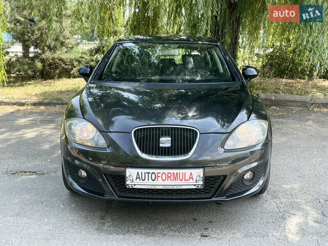 Чорний Сеат Leon, об'ємом двигуна 1.39 л та пробігом 96 тис. км за 7990 $, фото 3 на Automoto.ua