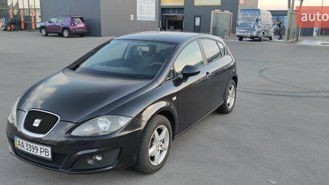 Черный Сеат Леон, объемом двигателя 1.39 л и пробегом 180 тыс. км за 6500 $, фото 9 на Automoto.ua