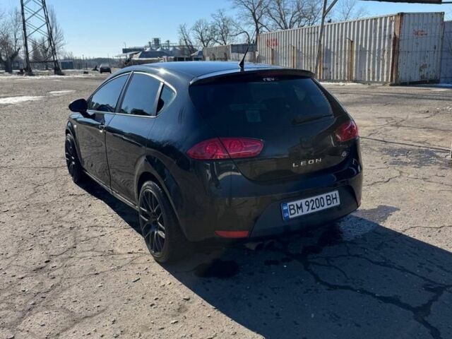 Чорний Сеат Leon, об'ємом двигуна 2 л та пробігом 198 тис. км за 10000 $, фото 2 на Automoto.ua