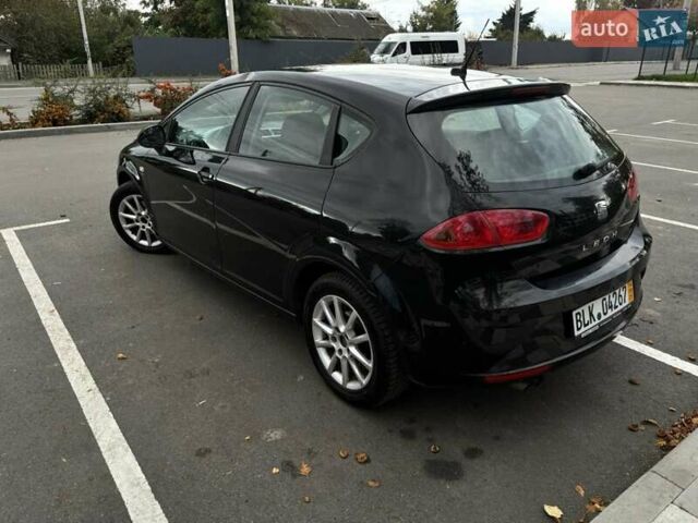 Сеат Леон 2011 в Бородянке на Automoto.ua Черный Сеат Леон, объемом двигателя 1.4 л и пробегом 200 тыс. км за 6999 $, фото 4 на Automoto.ua