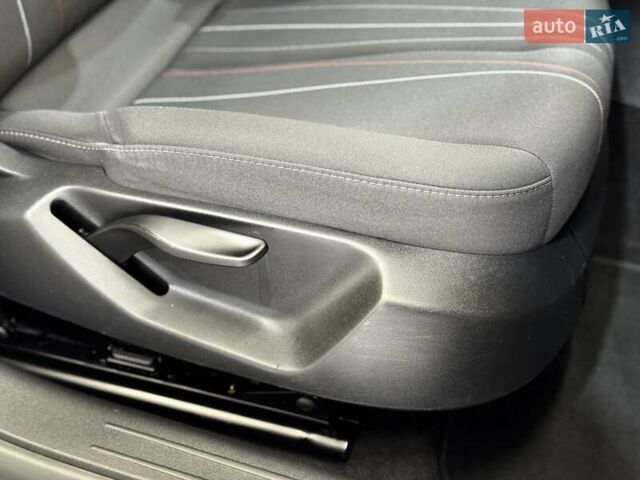 Чорний Сеат Leon, об'ємом двигуна 1.4 л та пробігом 170 тис. км за 6499 $, фото 123 на Automoto.ua