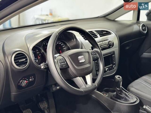 Чорний Сеат Leon, об'ємом двигуна 1.4 л та пробігом 170 тис. км за 6499 $, фото 102 на Automoto.ua