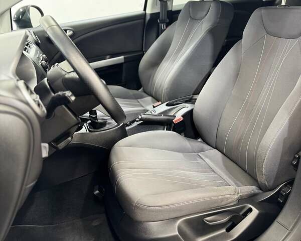 Чорний Сеат Leon, об'ємом двигуна 1.4 л та пробігом 170 тис. км за 6499 $, фото 99 на Automoto.ua