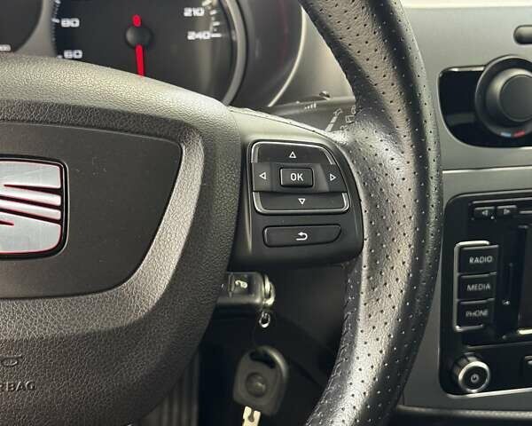 Чорний Сеат Leon, об'ємом двигуна 1.4 л та пробігом 170 тис. км за 6499 $, фото 105 на Automoto.ua