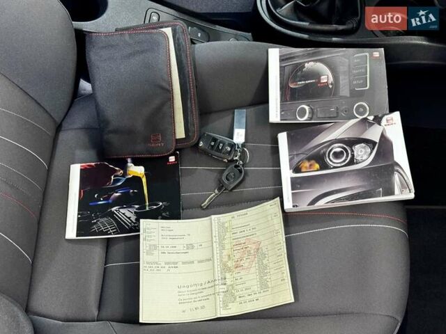 Чорний Сеат Leon, об'ємом двигуна 1.4 л та пробігом 170 тис. км за 6499 $, фото 130 на Automoto.ua