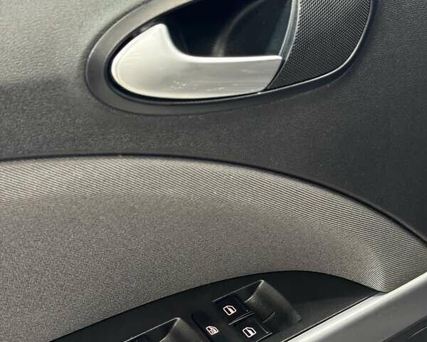 Чорний Сеат Leon, об'ємом двигуна 1.4 л та пробігом 170 тис. км за 6499 $, фото 97 на Automoto.ua