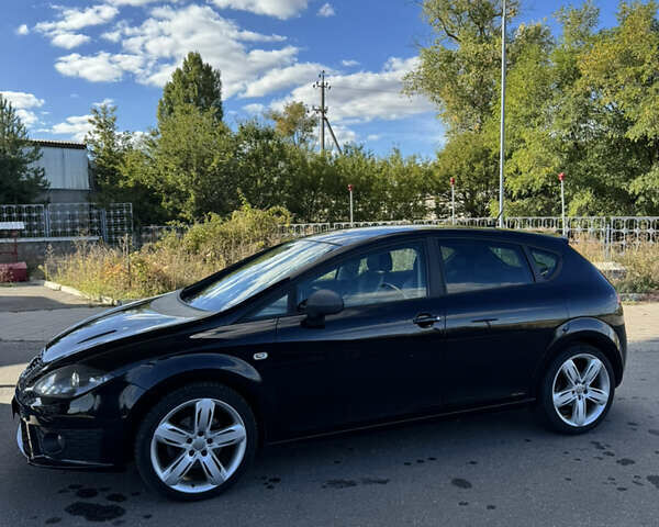 Черный Сеат Леон, объемом двигателя 1.8 л и пробегом 223 тыс. км за 9300 $, фото 21 на Automoto.ua
