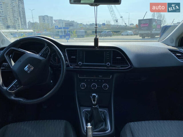 Черный Сеат Леон, объемом двигателя 2 л и пробегом 254 тыс. км за 9400 $, фото 9 на Automoto.ua