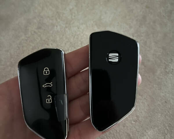 Черный Сеат Леон, объемом двигателя 1.4 л и пробегом 150 тыс. км за 18000 $, фото 58 на Automoto.ua