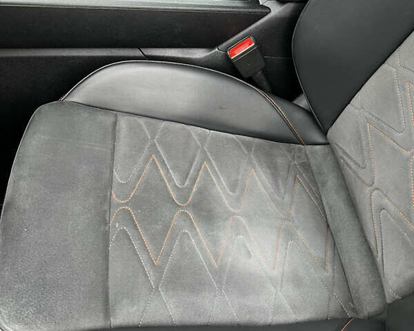 Черный Сеат Леон, объемом двигателя 1.4 л и пробегом 150 тыс. км за 18000 $, фото 37 на Automoto.ua