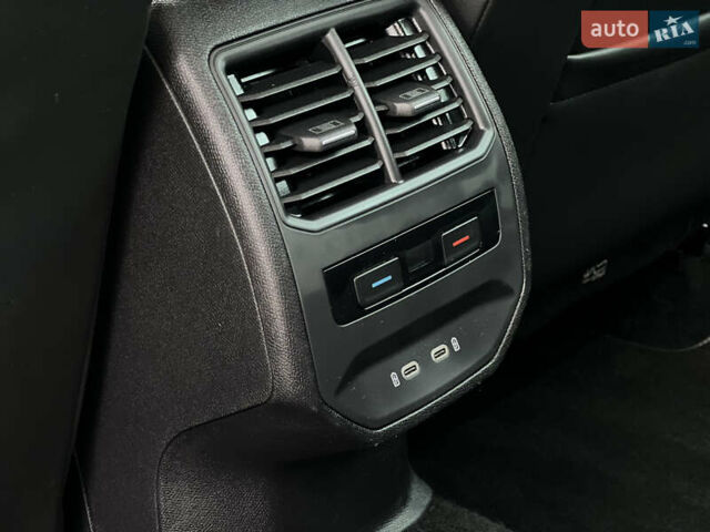 Черный Сеат Леон, объемом двигателя 1.4 л и пробегом 150 тыс. км за 18000 $, фото 40 на Automoto.ua