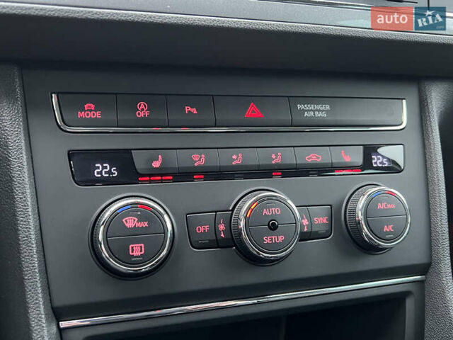 Чорний Сеат Leon, об'ємом двигуна 2 л та пробігом 202 тис. км за 14200 $, фото 157 на Automoto.ua