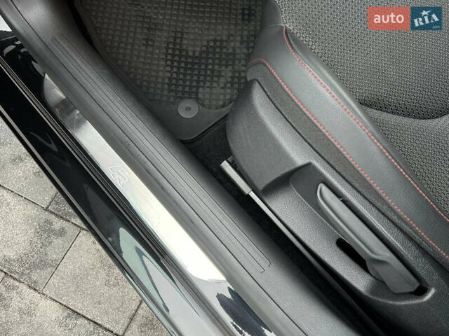 Чорний Сеат Leon, об'ємом двигуна 2 л та пробігом 202 тис. км за 14200 $, фото 73 на Automoto.ua