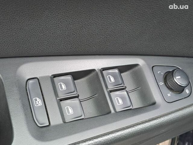 Чорний Сеат Leon, об'ємом двигуна 1.6 л та пробігом 280 тис. км за 11190 $, фото 10 на Automoto.ua