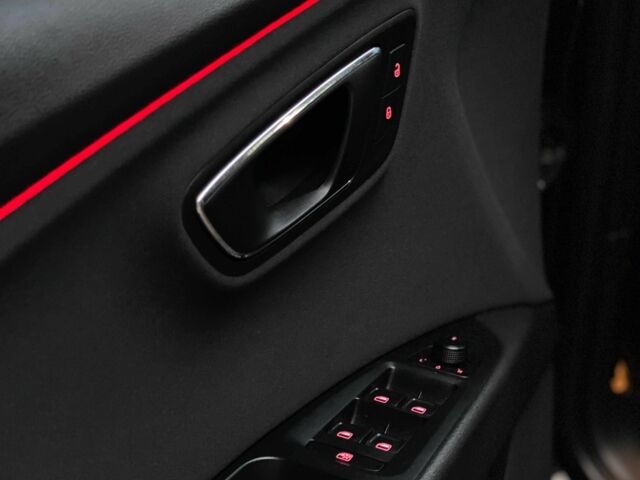 Чорний Сеат Leon, об'ємом двигуна 1.6 л та пробігом 274 тис. км за 9300 $, фото 22 на Automoto.ua