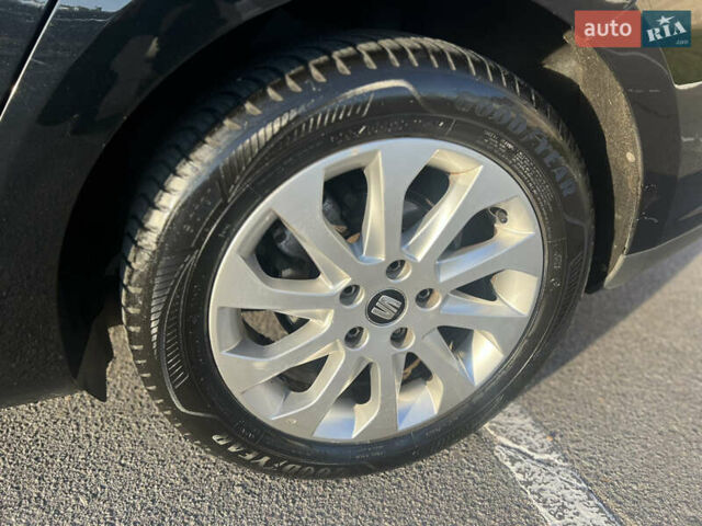 Черный Сеат Леон, объемом двигателя 1.97 л и пробегом 288 тыс. км за 10999 $, фото 15 на Automoto.ua