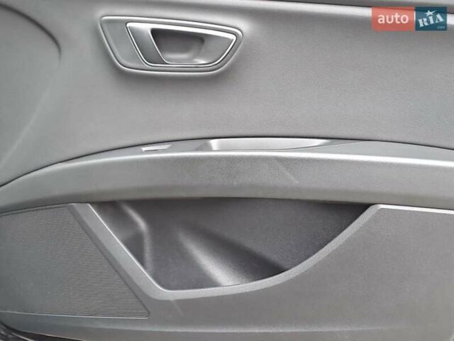 Черный Сеат Леон, объемом двигателя 1.6 л и пробегом 280 тыс. км за 11190 $, фото 4 на Automoto.ua