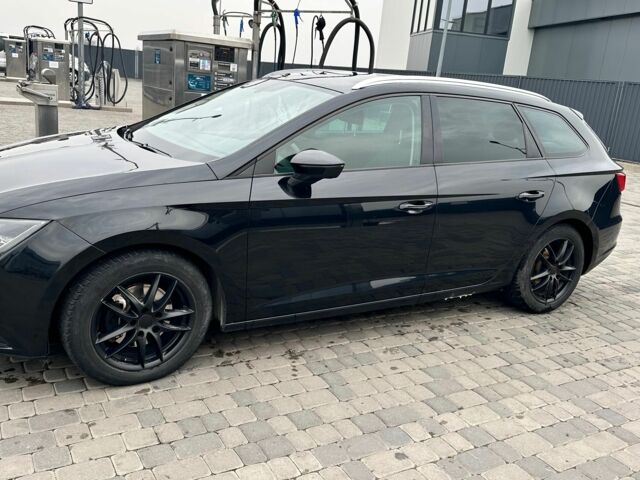 Сеат Леон 2014 в Мукачеве на Automoto.ua Черный Сеат Леон, объемом двигателя 1.6 л и пробегом 250 тыс. км за 10300 $, фото 4 на Automoto.ua