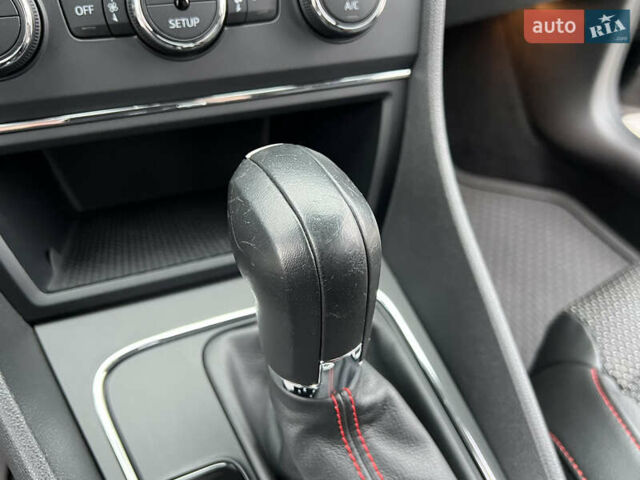 Чорний Сеат Leon, об'ємом двигуна 2 л та пробігом 202 тис. км за 14200 $, фото 82 на Automoto.ua