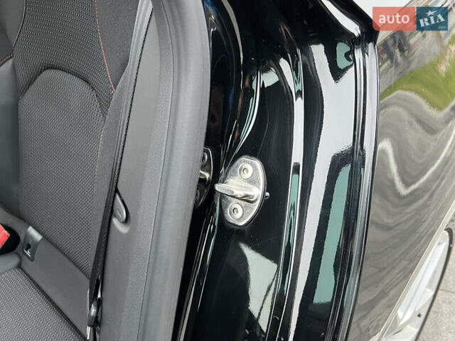 Чорний Сеат Leon, об'ємом двигуна 2 л та пробігом 202 тис. км за 14200 $, фото 127 на Automoto.ua