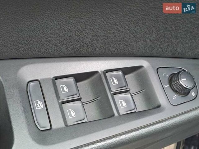 Черный Сеат Леон, объемом двигателя 1.6 л и пробегом 280 тыс. км за 11190 $, фото 10 на Automoto.ua