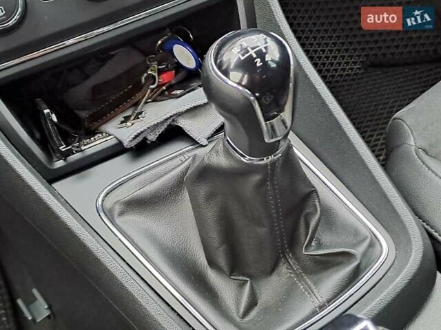 Черный Сеат Леон, объемом двигателя 1.6 л и пробегом 280 тыс. км за 11190 $, фото 11 на Automoto.ua