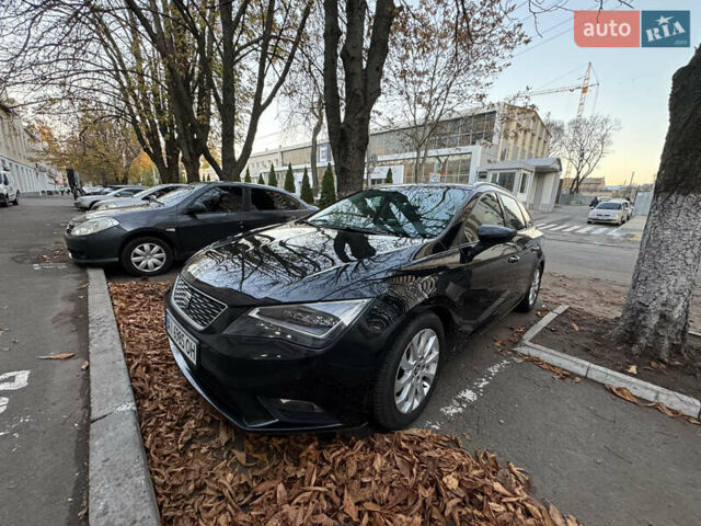 Черный Сеат Леон, объемом двигателя 1.6 л и пробегом 280 тыс. км за 10700 $, фото 3 на Automoto.ua